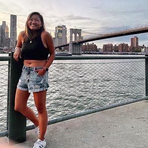 Meet your Posher, Faith